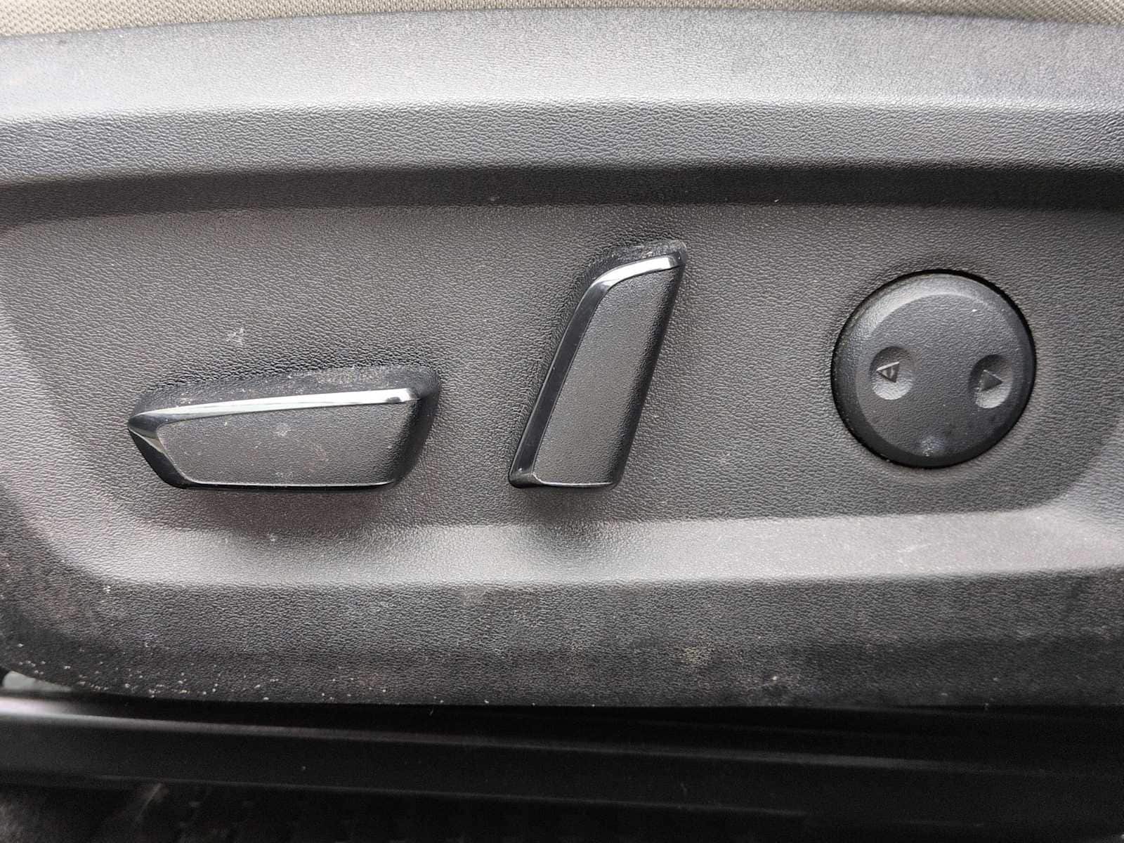 Thumbnail: 2023 Nissan Rogue - 16