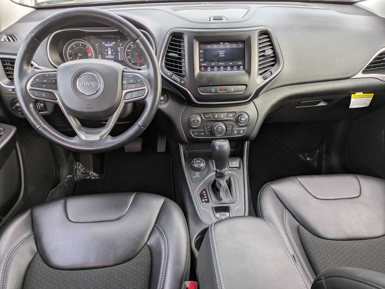 Thumbnail: 2021 Jeep Cherokee - 14