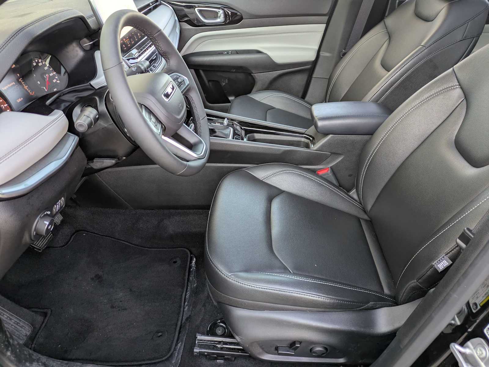 Thumbnail: 2025 Jeep Compass - 15