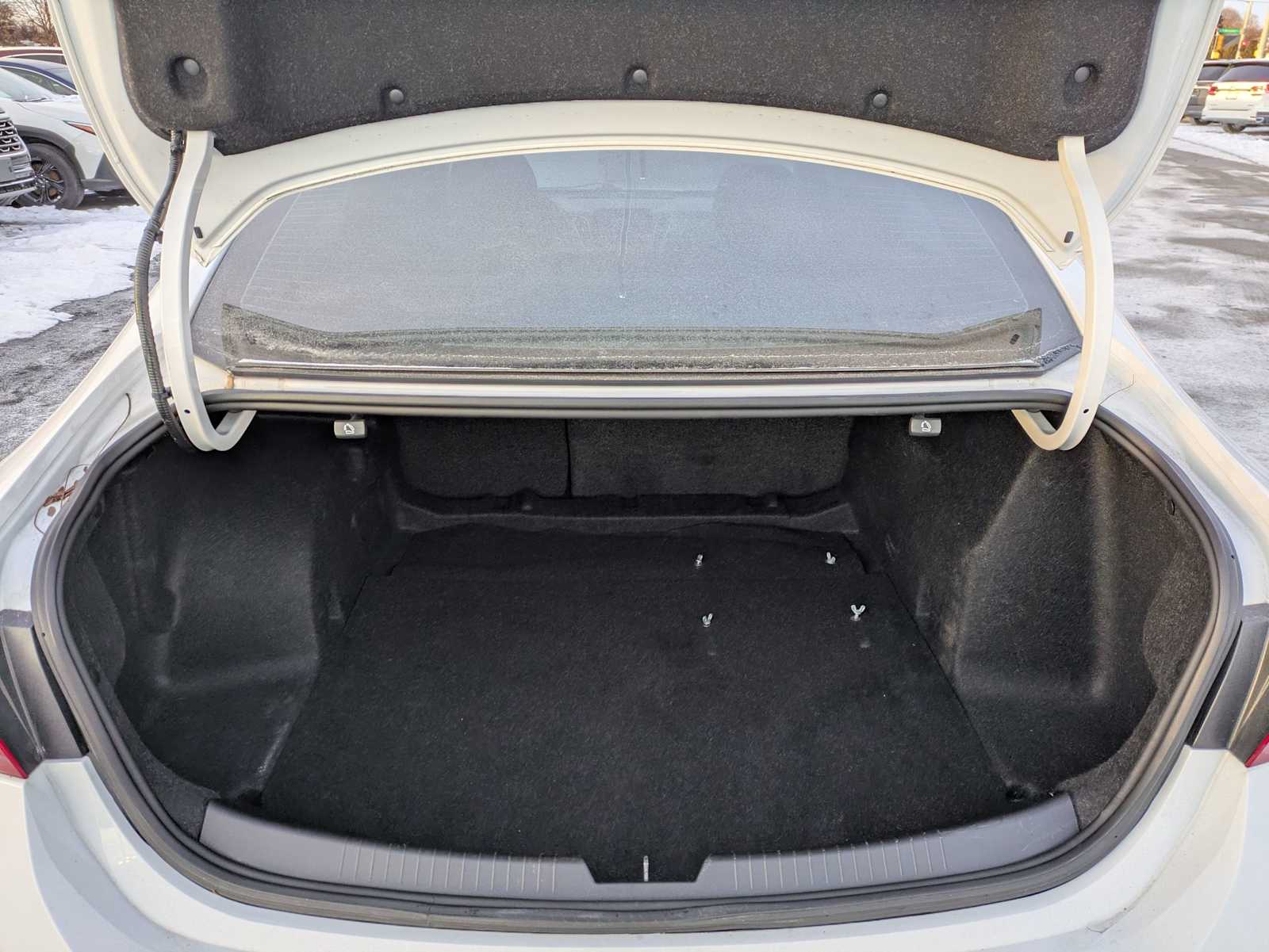 Thumbnail: 2020 Chevrolet Malibu - 29