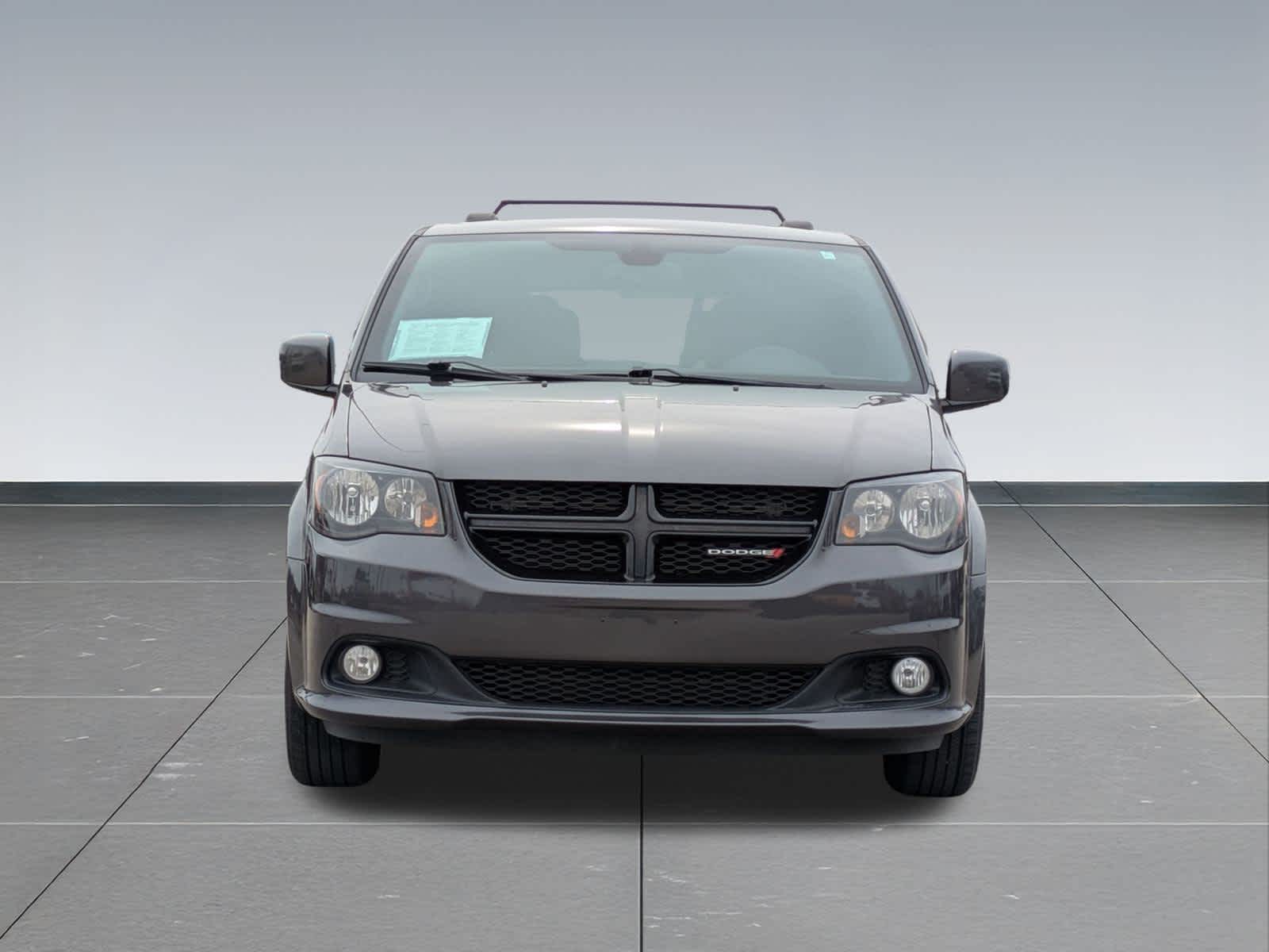 Thumbnail: 2019 Dodge Grand Caravan - 6