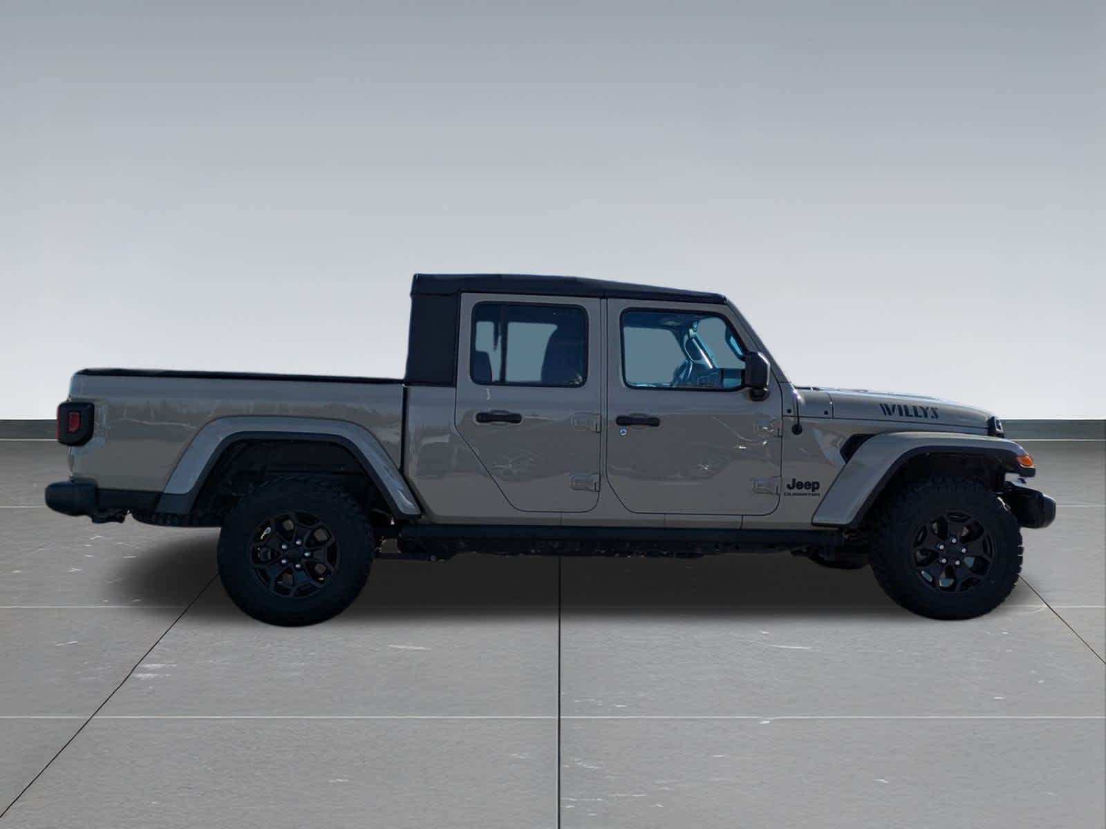 Thumbnail: 2022 Jeep Gladiator - 7