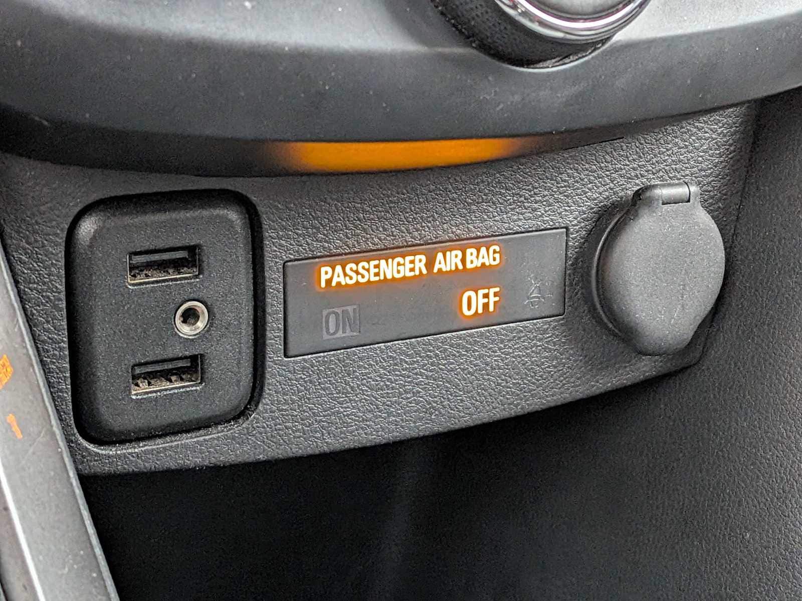 Thumbnail: 2017 Chevrolet Trax - 29