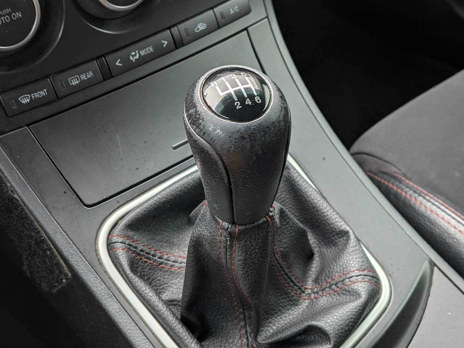 Thumbnail: 2012 Mazda Mazda3 - 25