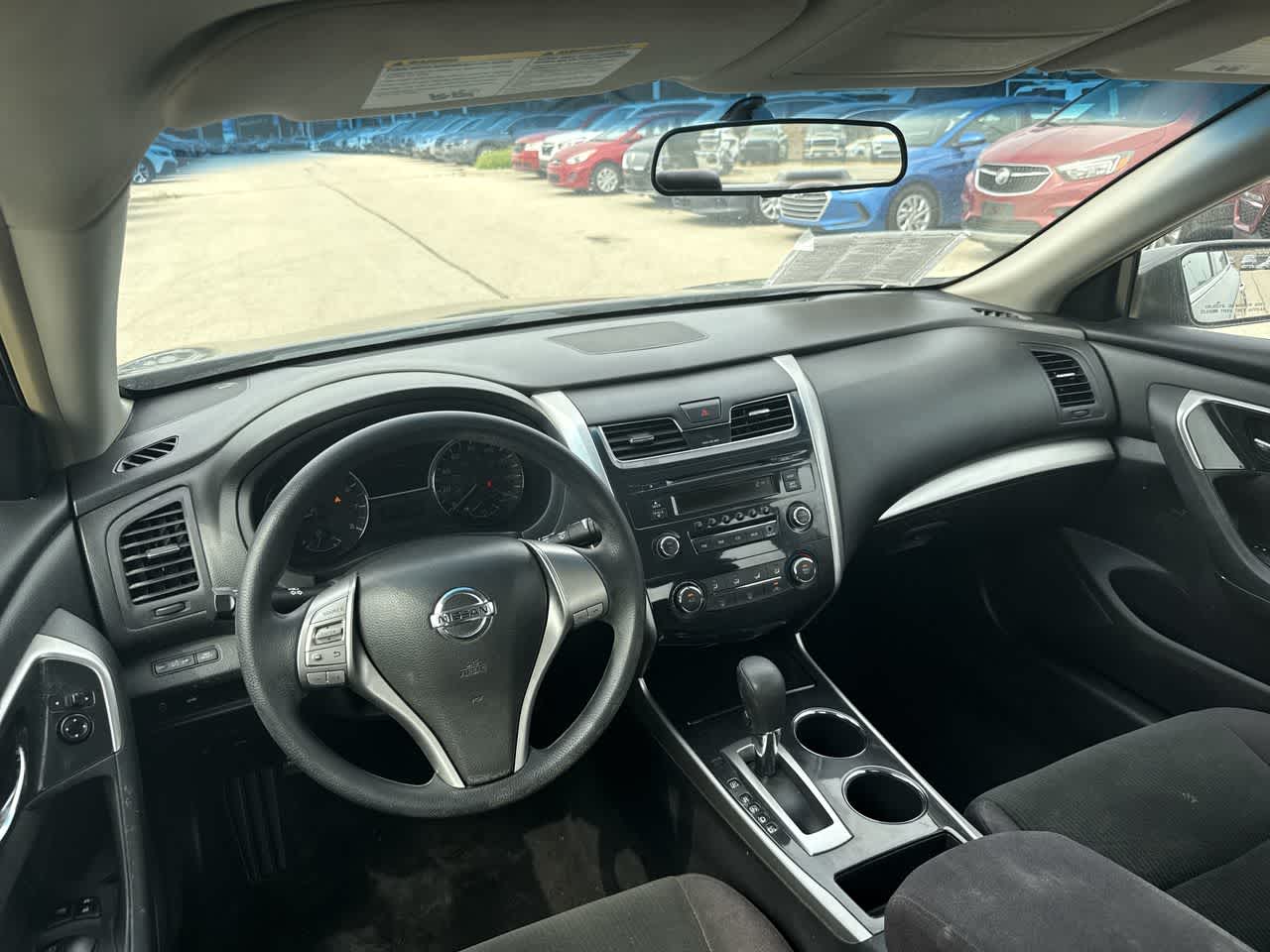 Thumbnail: 2013 Nissan Altima - 14