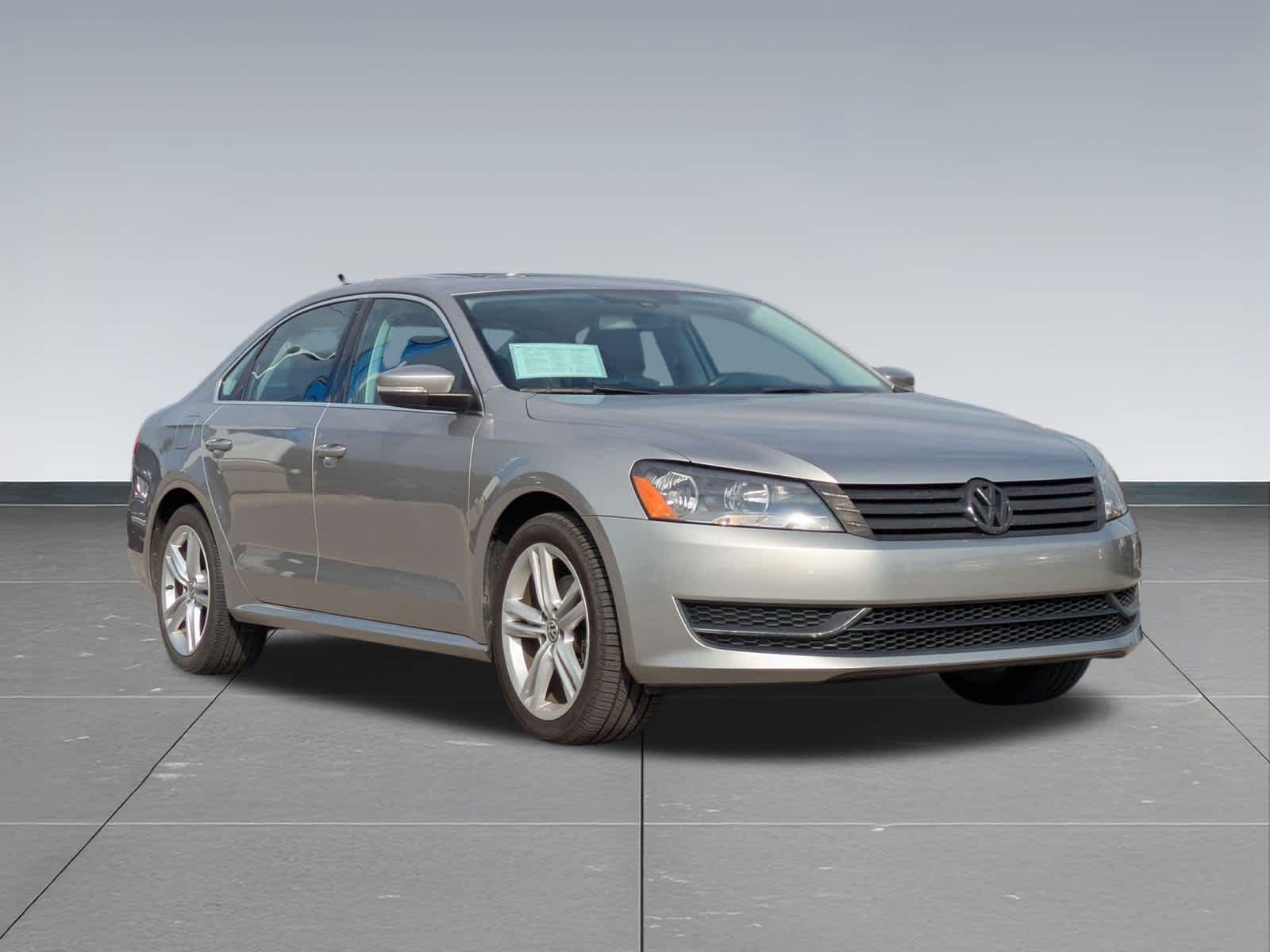 Thumbnail: 2014 Volkswagen Passat - 8