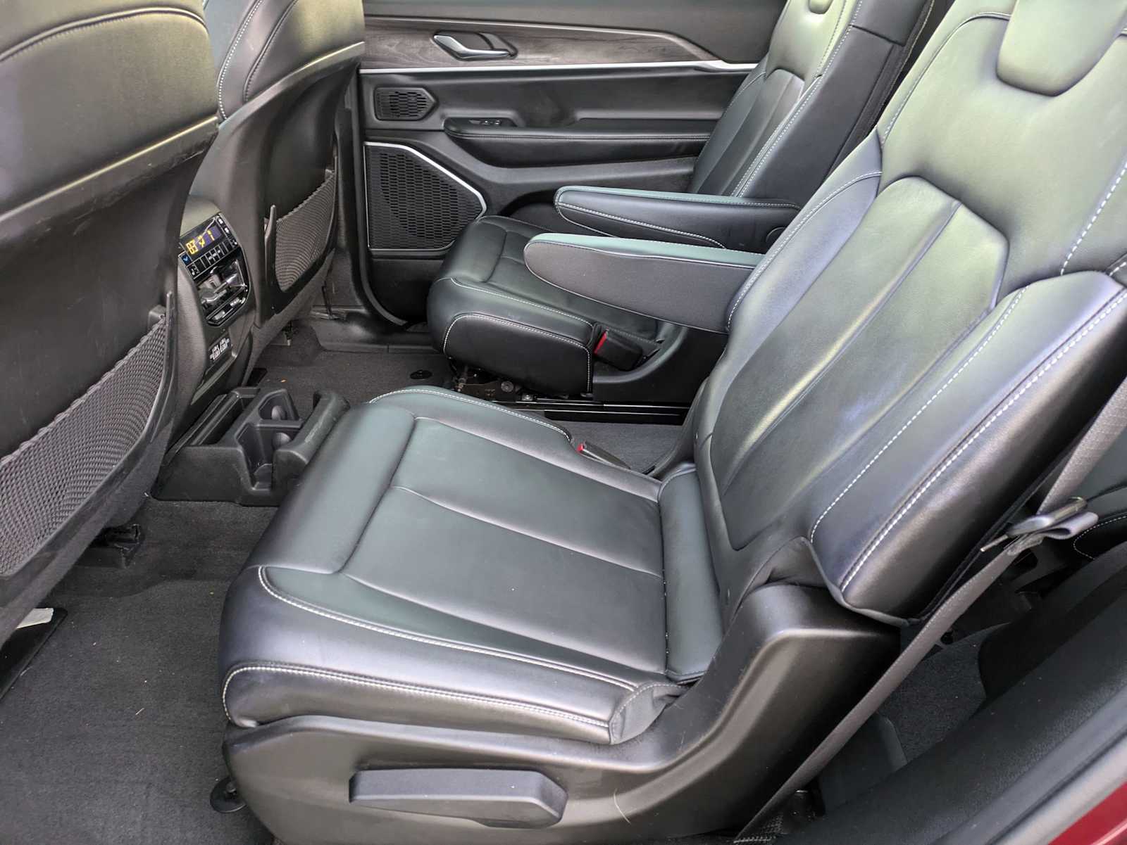 Thumbnail: 2021 Jeep Grand Cherokee L - 19