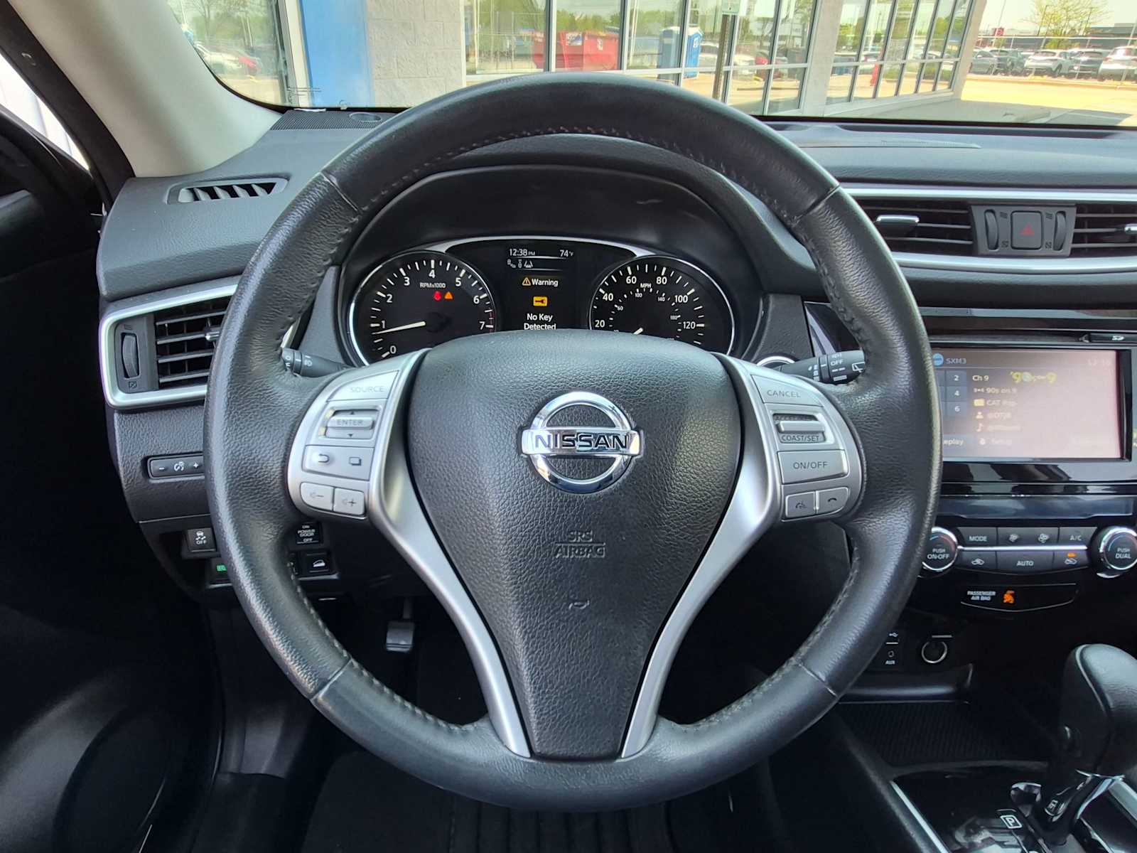 Thumbnail: 2015 Nissan Rogue - 28