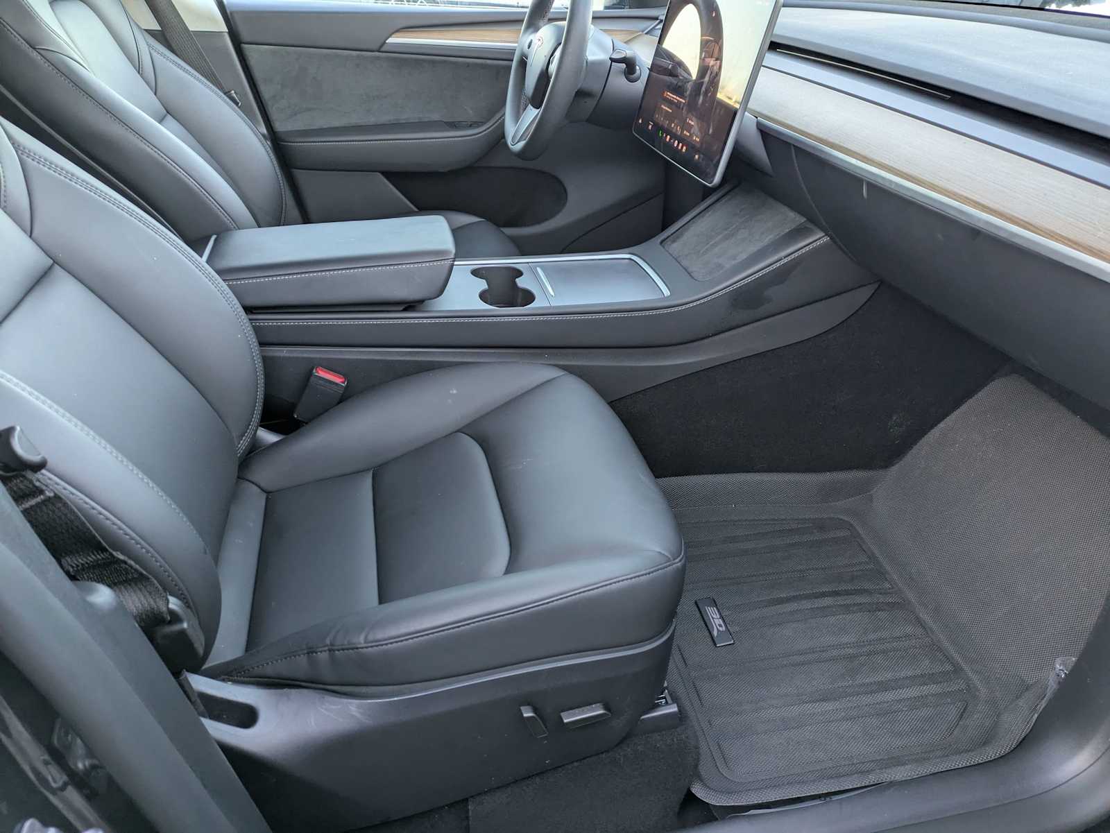 Thumbnail: 2024 Tesla Model Y - 19