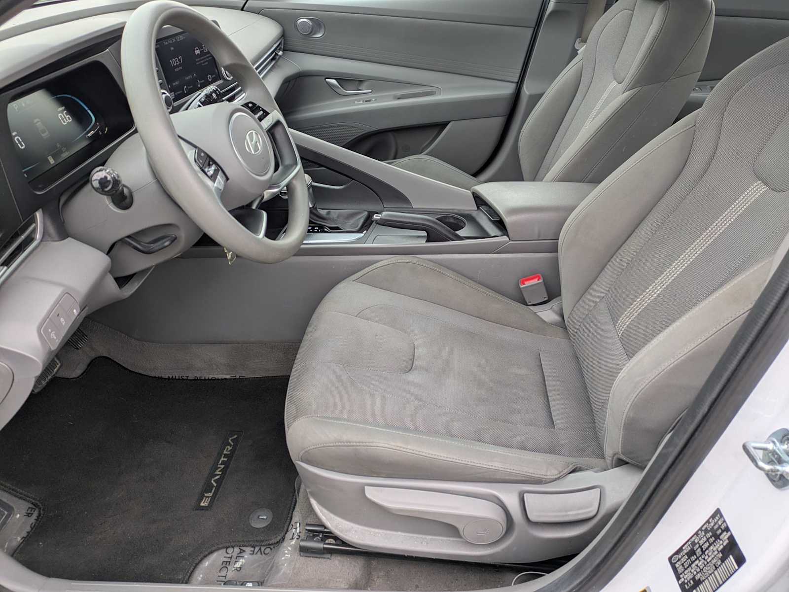 Thumbnail: 2025 Hyundai Elantra - 14