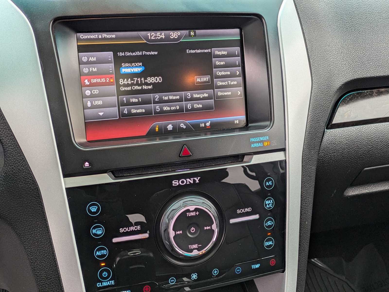 Thumbnail: 2014 Ford Explorer - 28