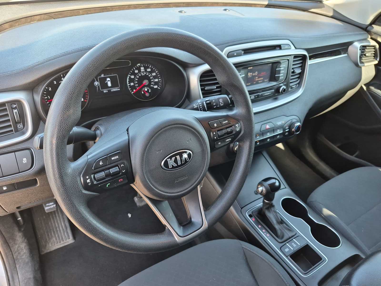 Used 2016 Kia Sorento LX with VIN 5XYPGDA51GG037168 for sale in Waukesha, WI