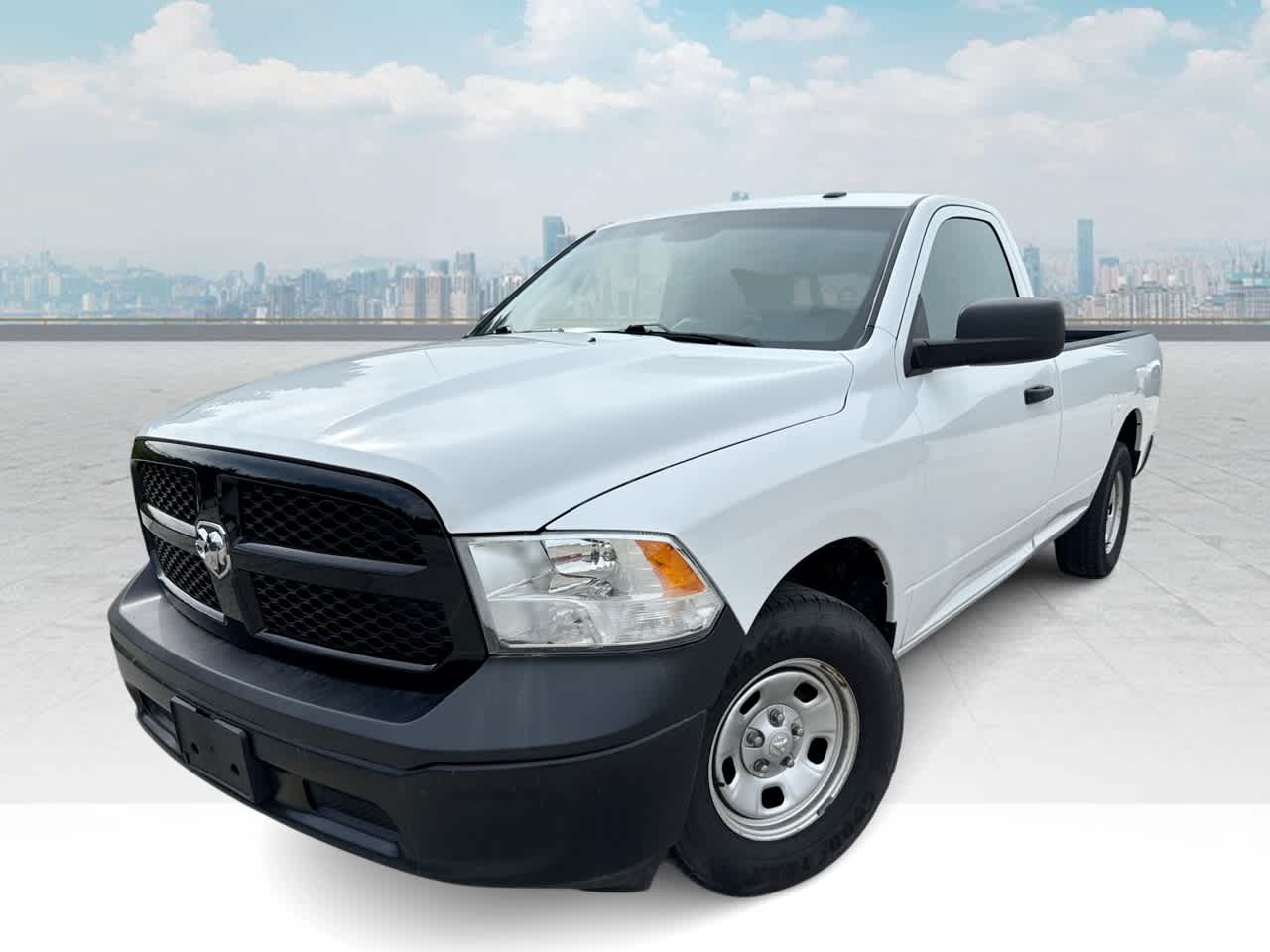 Thumbnail: 2021 RAM 1500 Classic - 1