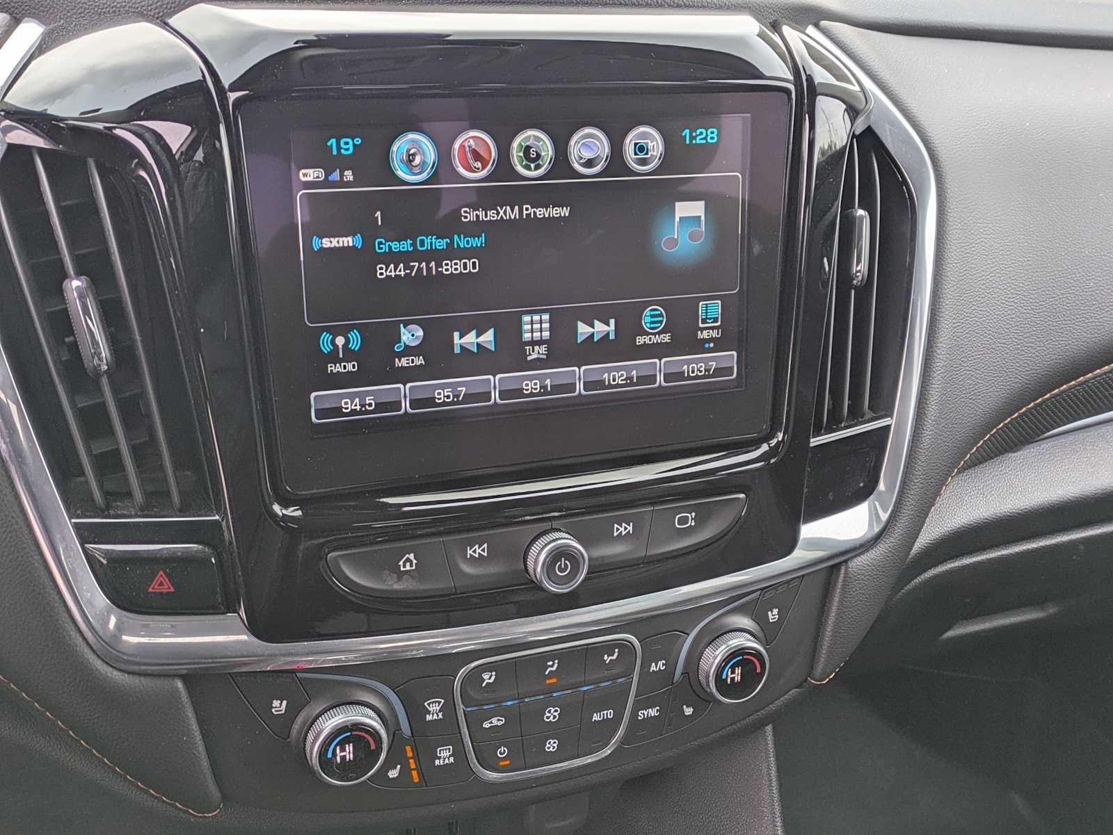 Thumbnail: 2019 Chevrolet Traverse - 29