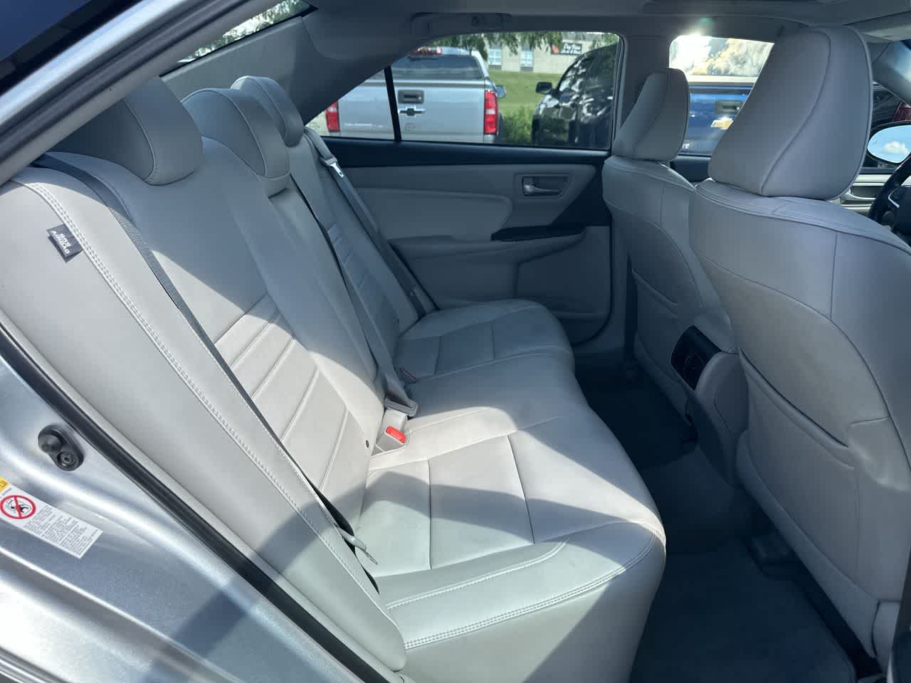 Thumbnail: 2016 Toyota Camry - 13