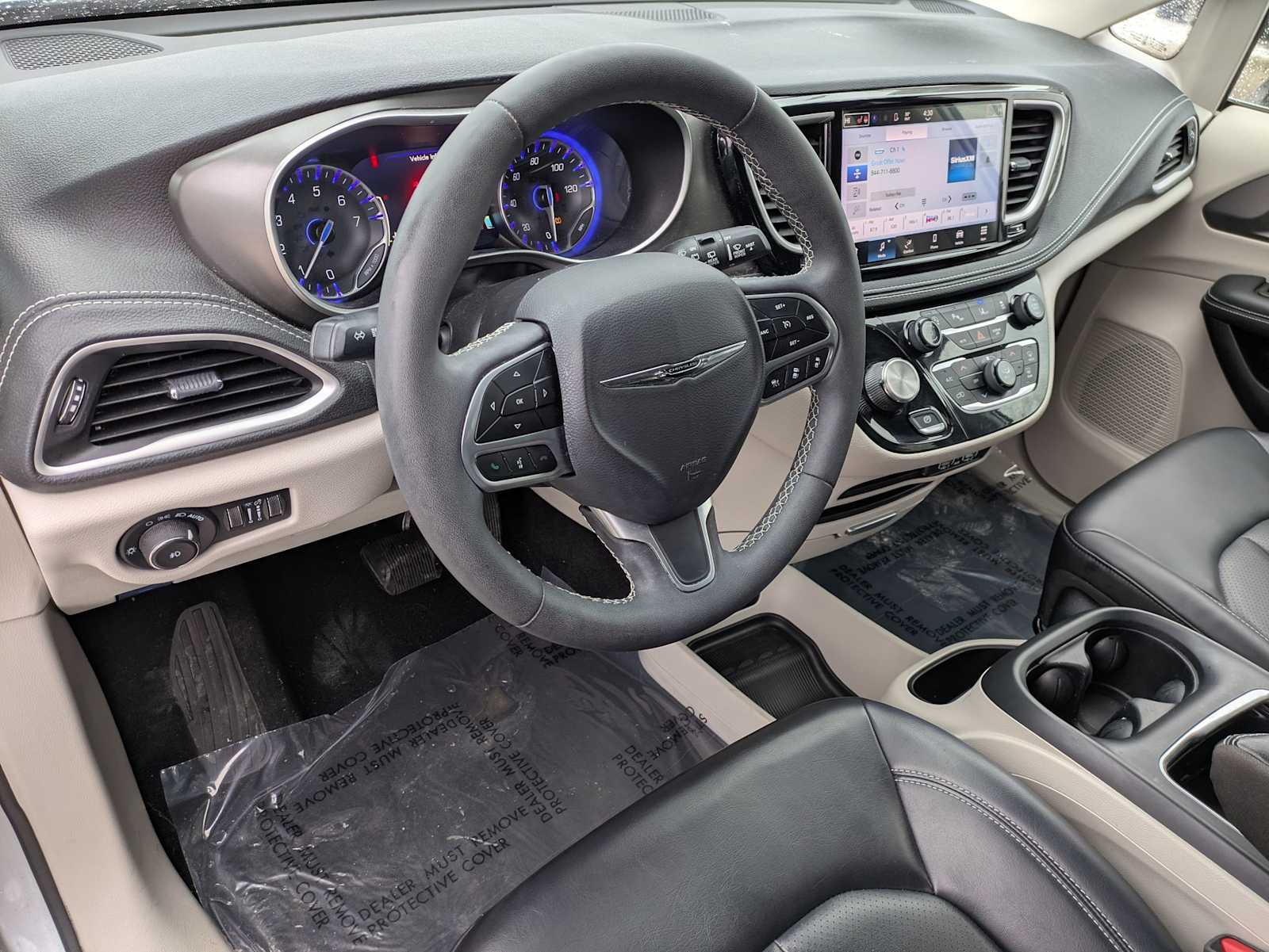 Thumbnail: 2023 Chrysler Pacifica - 2