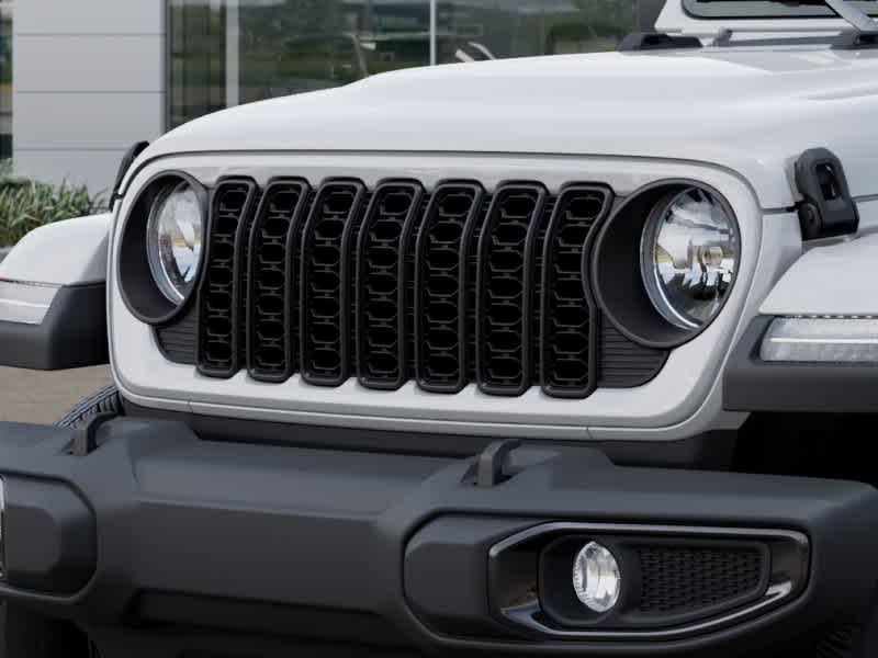 Thumbnail: 2026 Jeep Gladiator - 11