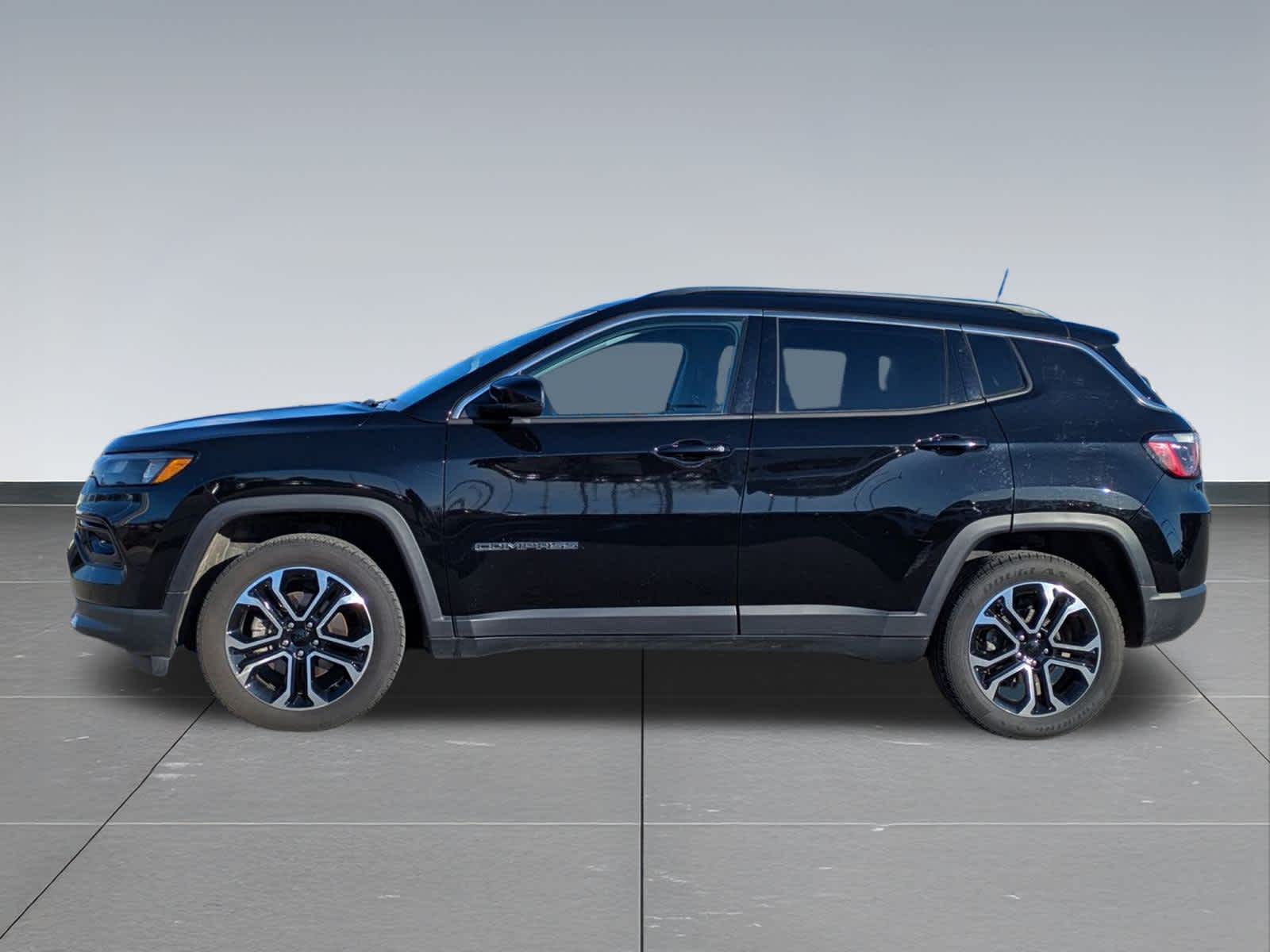 Thumbnail: 2022 Jeep Compass - 3