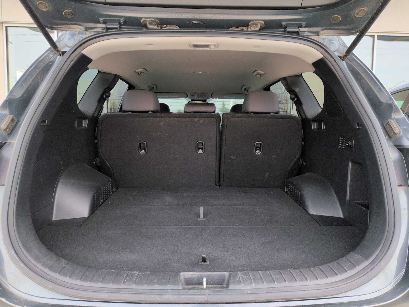 Thumbnail: 2020 Hyundai Santa Fe - 30