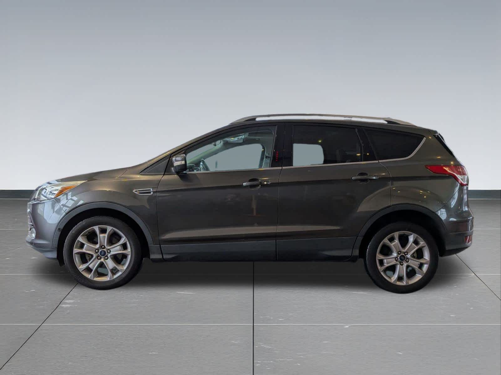 Thumbnail: 2016 Ford Escape - 3