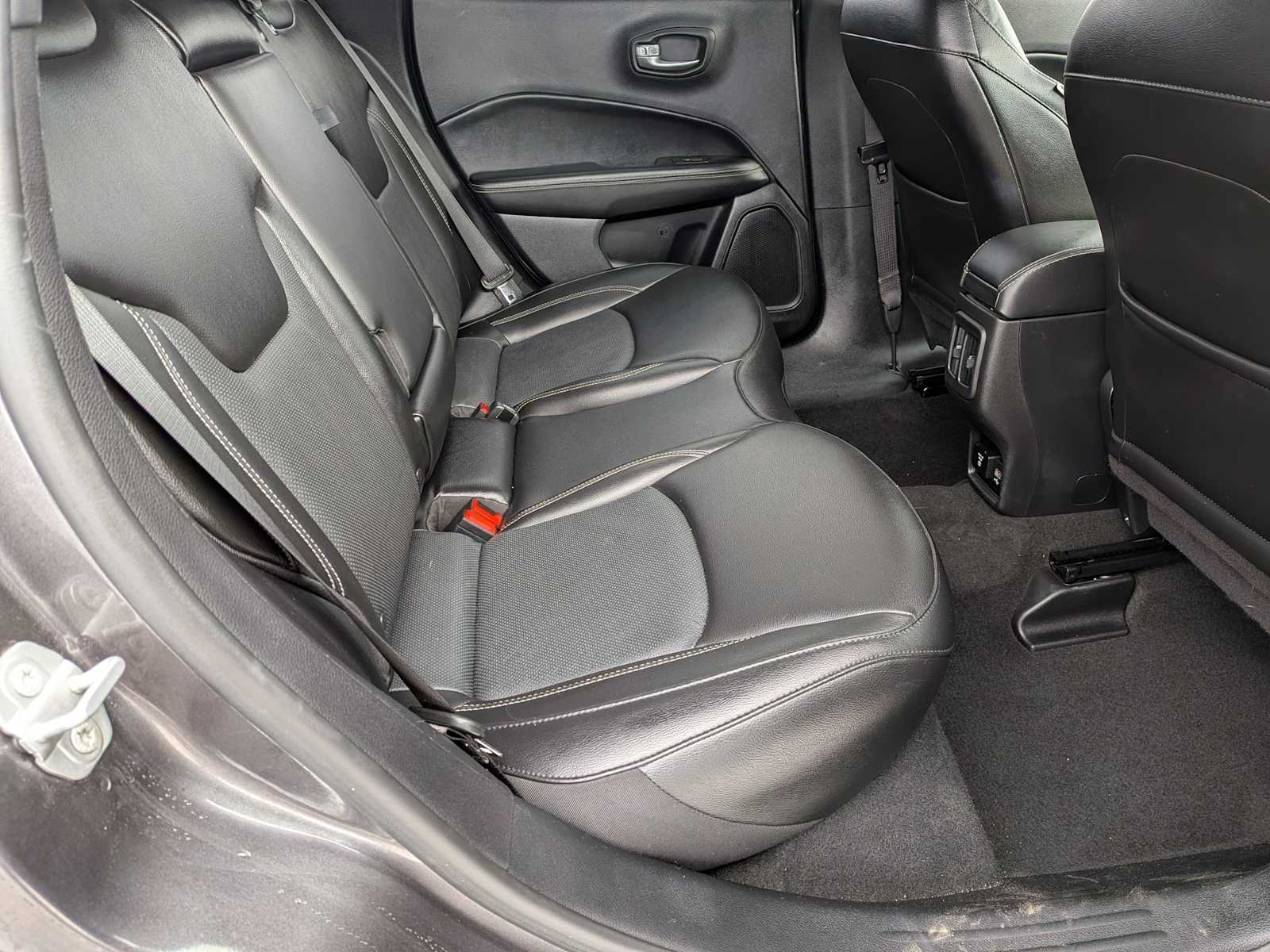 Thumbnail: 2021 Jeep Compass - 18