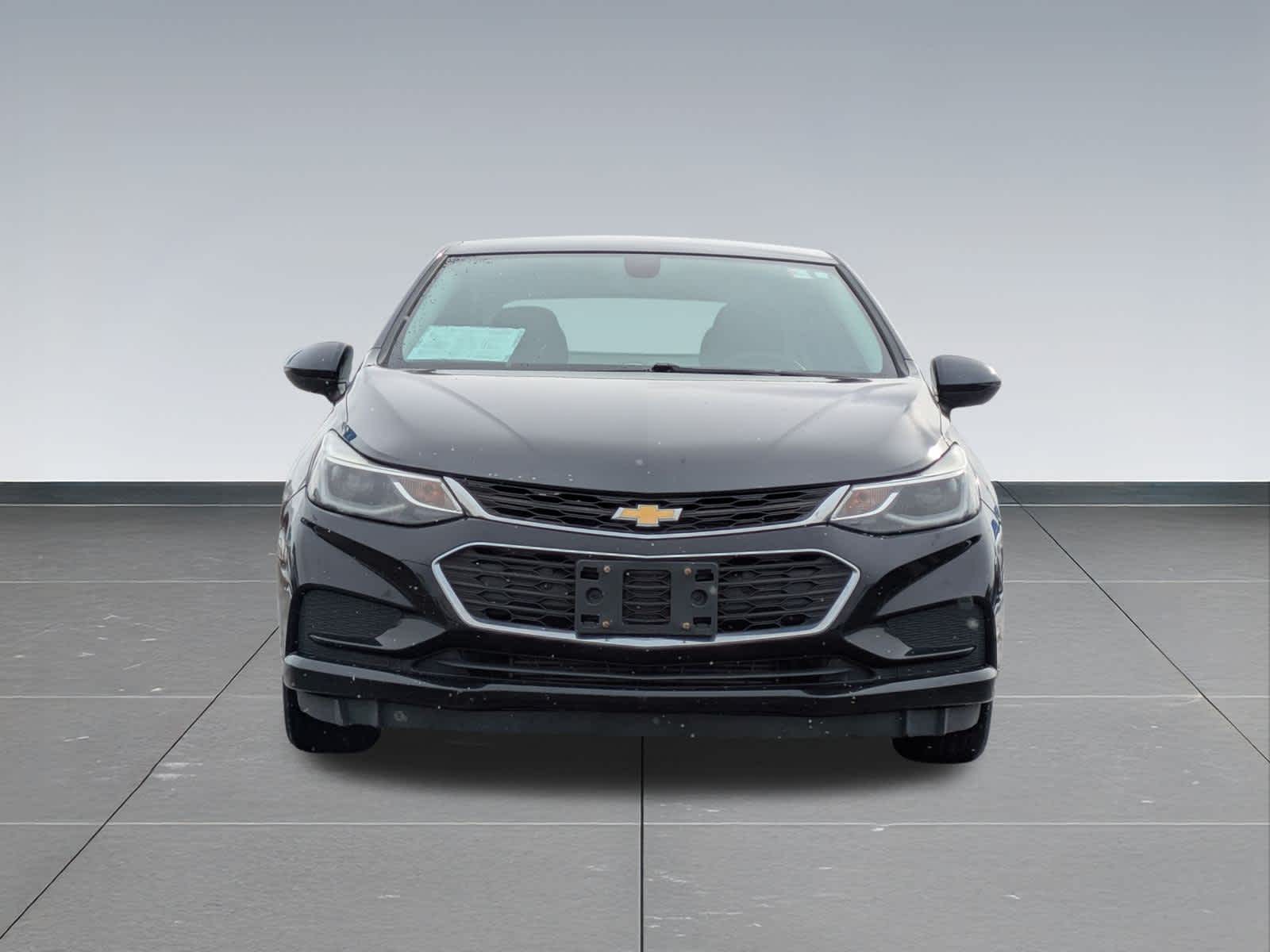 Thumbnail: 2016 Chevrolet Cruze - 9