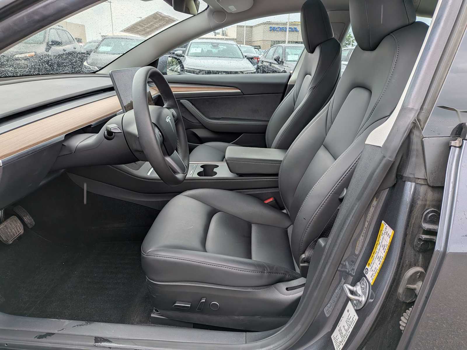 Thumbnail: 2023 Tesla Model 3 - 14