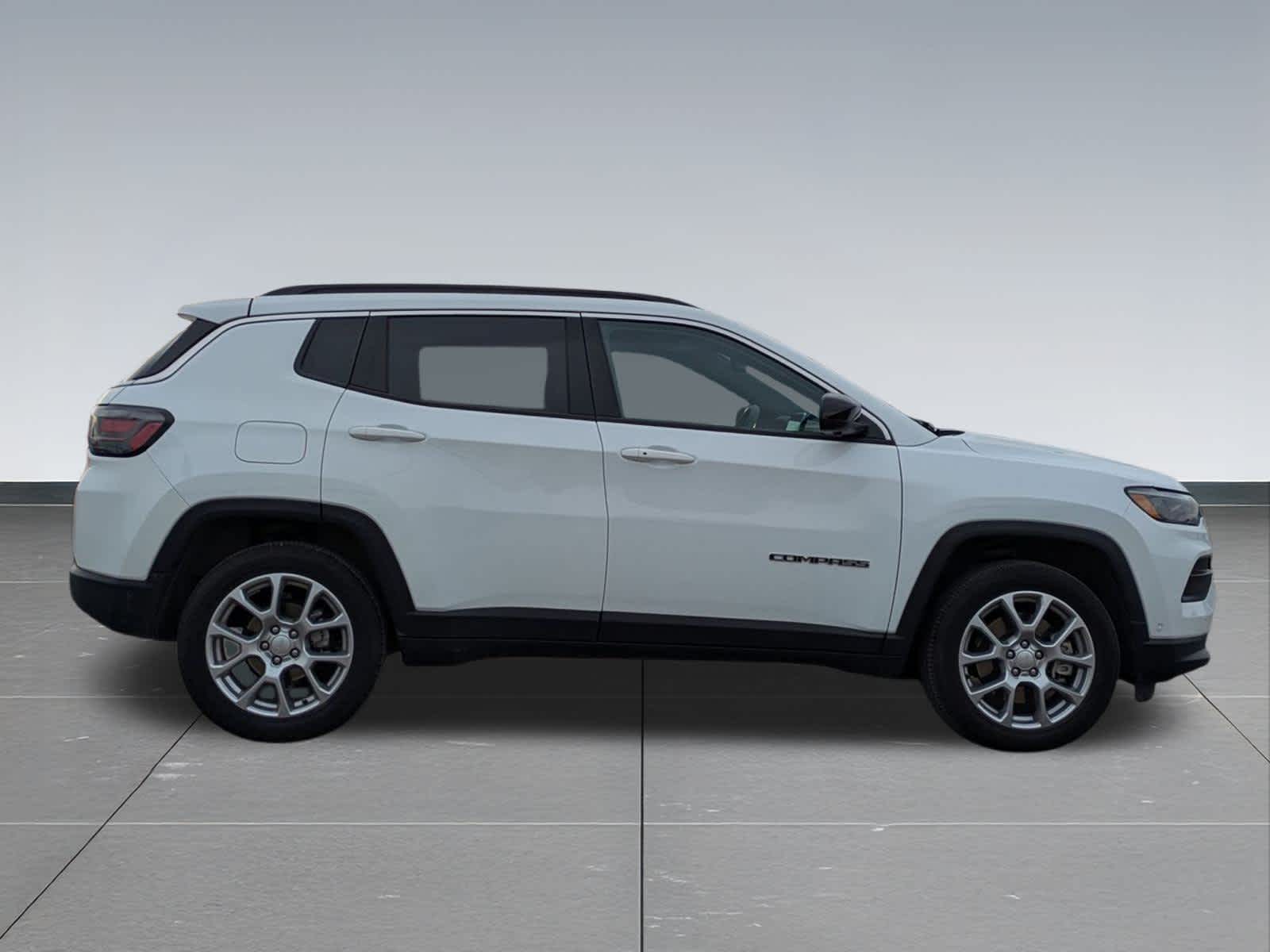 Thumbnail: 2024 Jeep Compass - 7