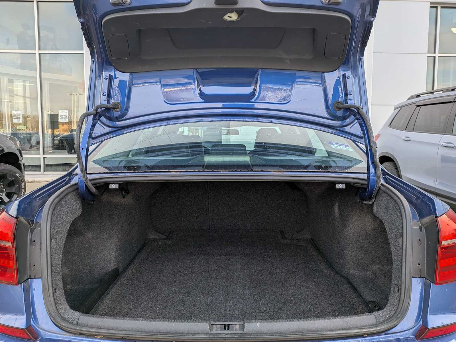 Thumbnail: 2016 Volkswagen Passat - 30