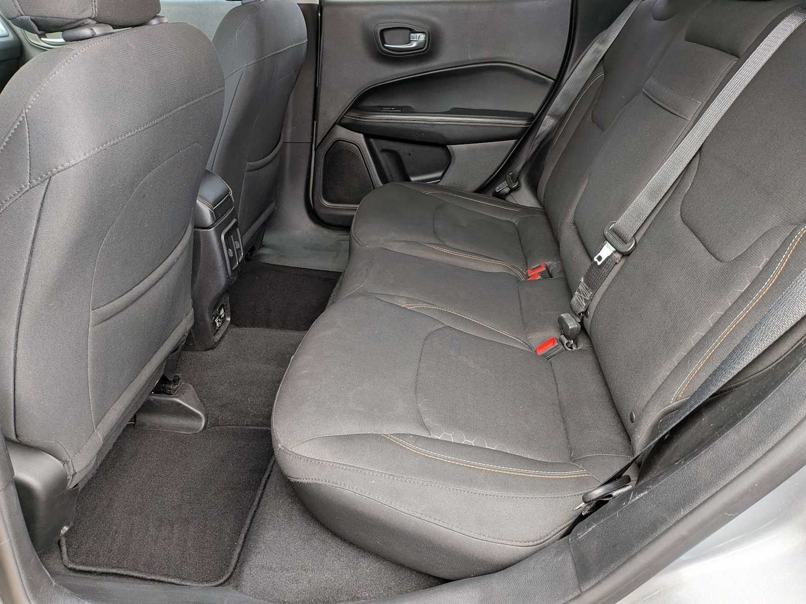 Thumbnail: 2018 Jeep Compass - 12