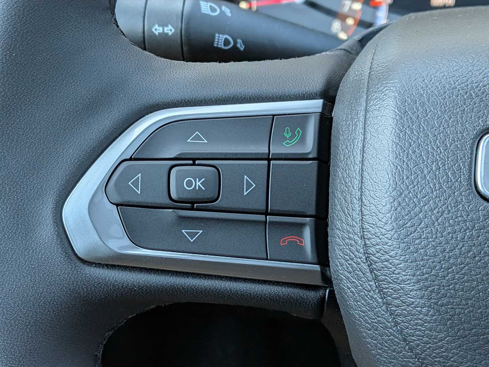 Thumbnail: 2025 Jeep Compass - 25