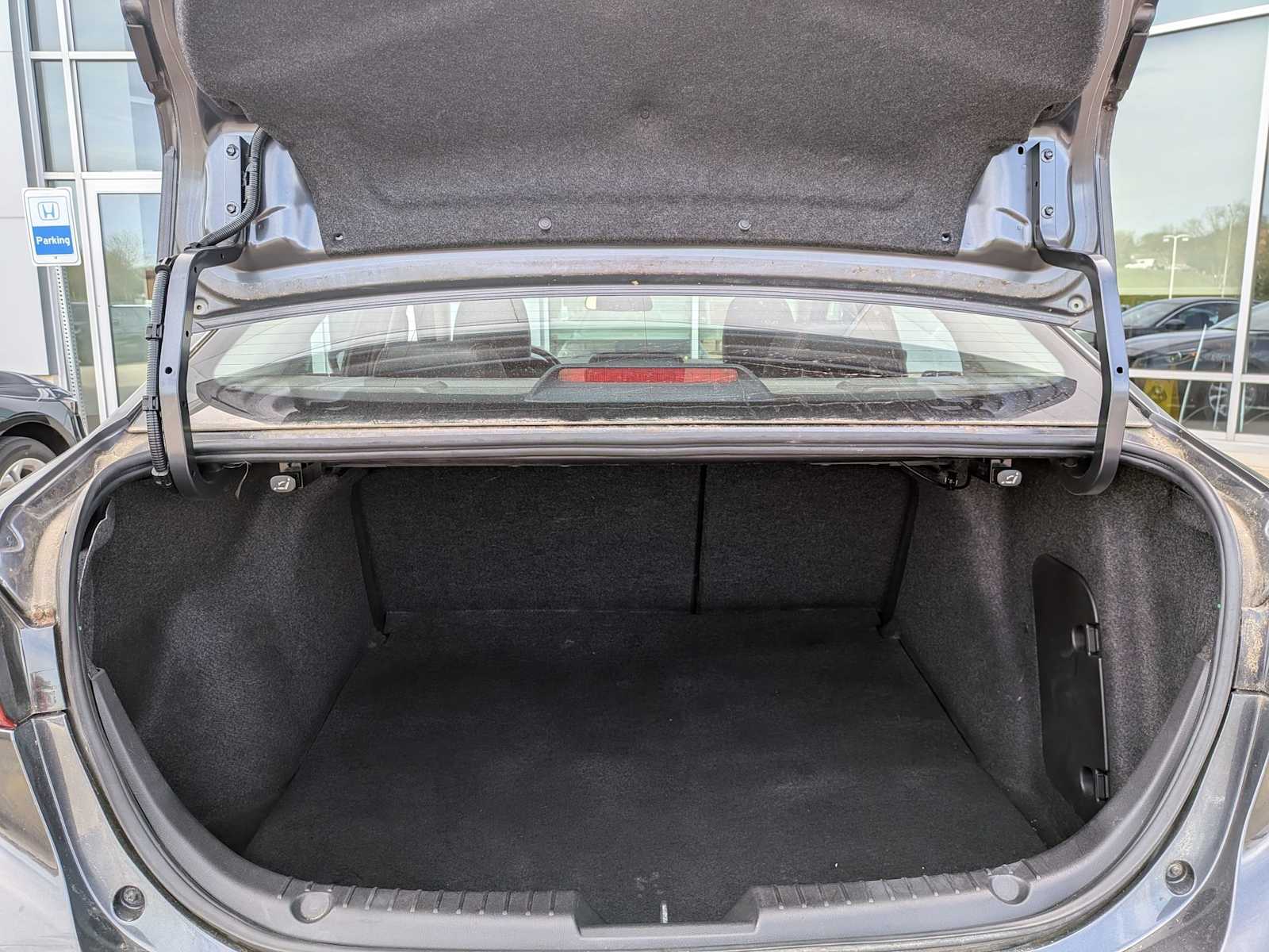 Thumbnail: 2014 Mazda Mazda3 - 27