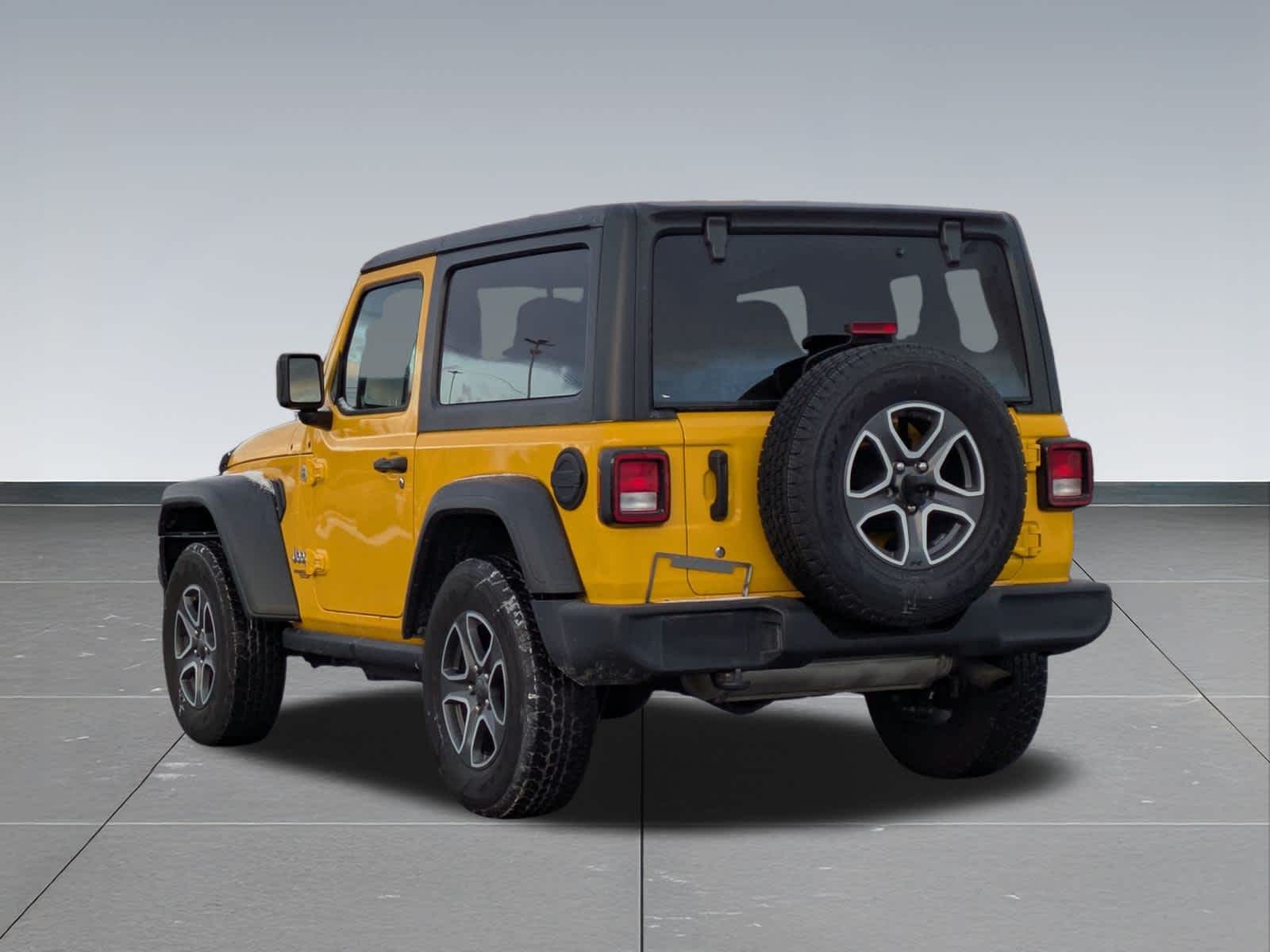 Thumbnail: 2020 Jeep Wrangler - 5