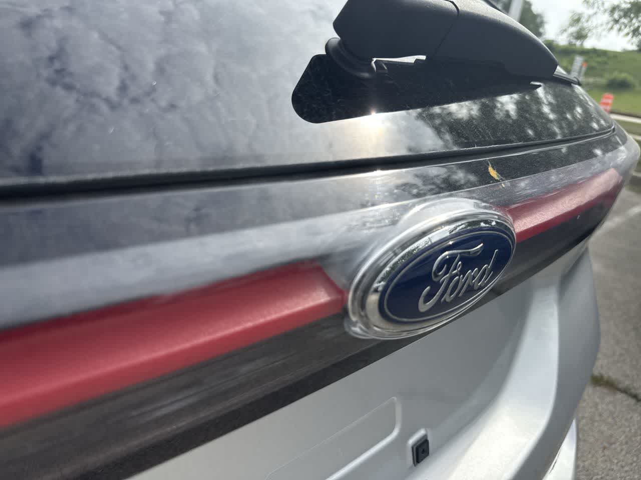 Thumbnail: 2015 Ford Edge - 12