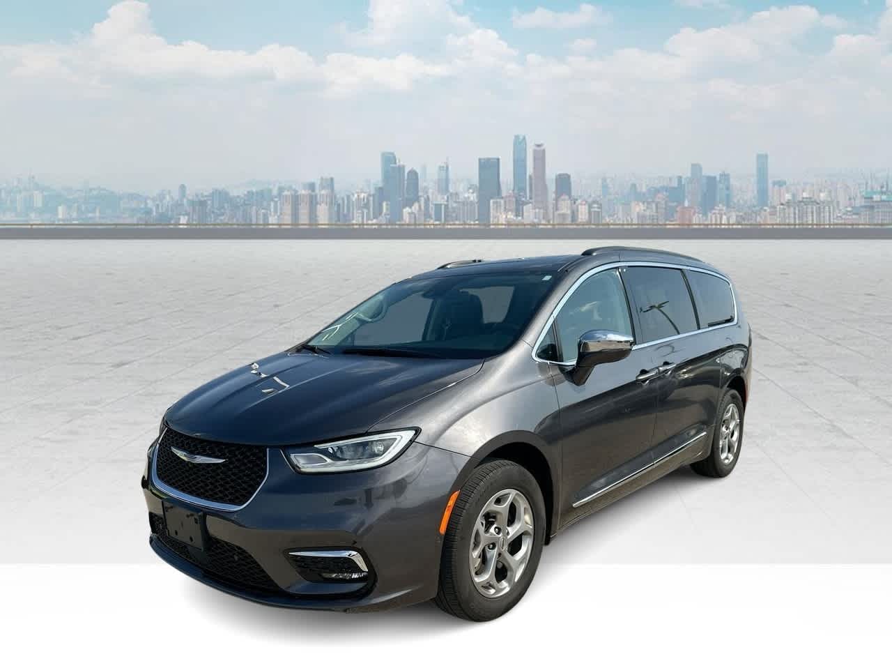 2022 Chrysler Pacifica Limited -
                  Waukesha, WI