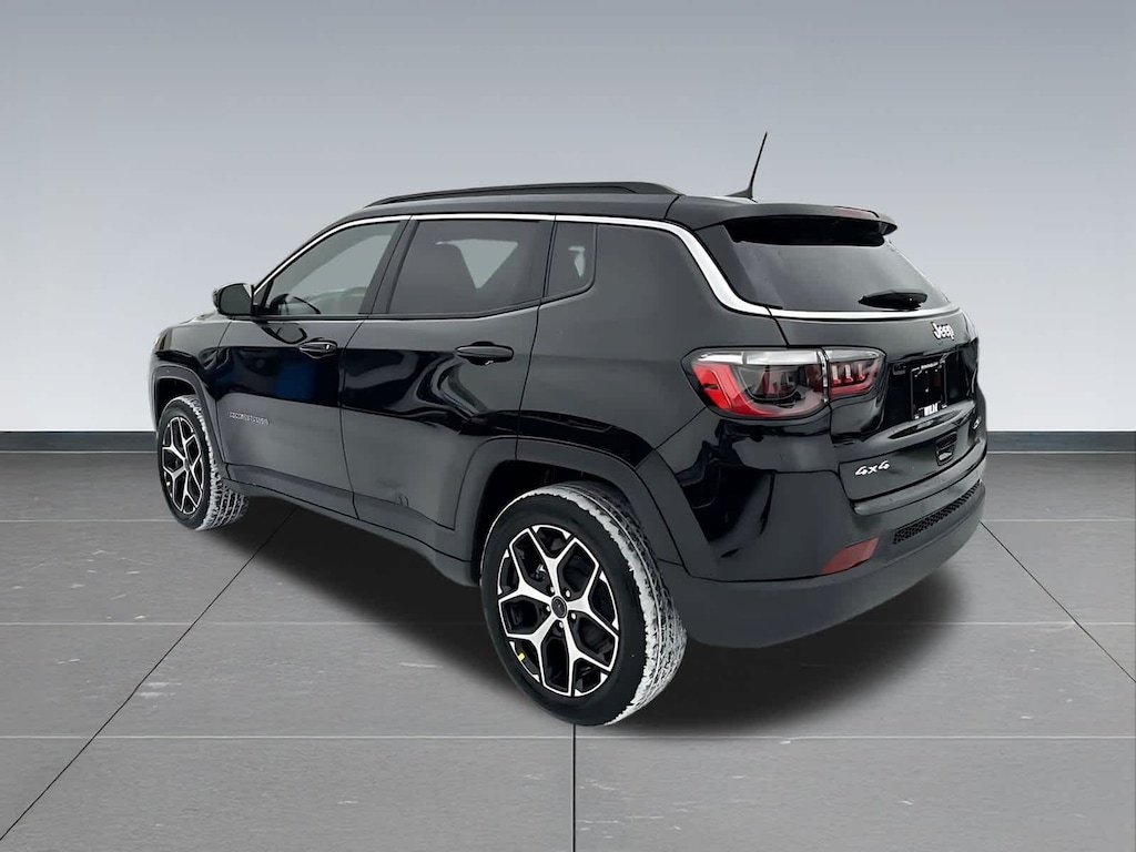 Used 2025 Jeep Compass Limited SUV