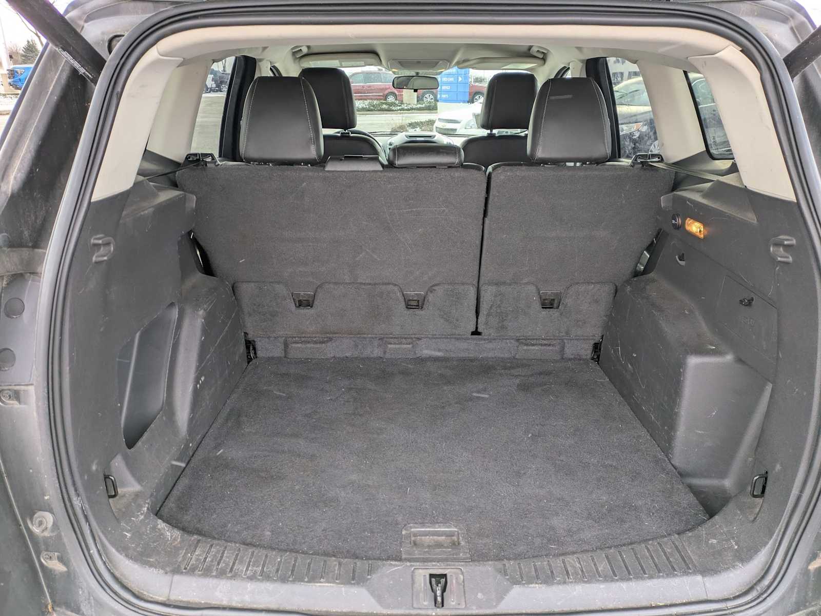 Thumbnail: 2016 Ford Escape - 32