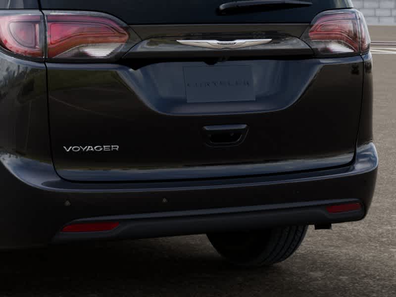 Thumbnail: 2027 Chrysler Pacifica - 13