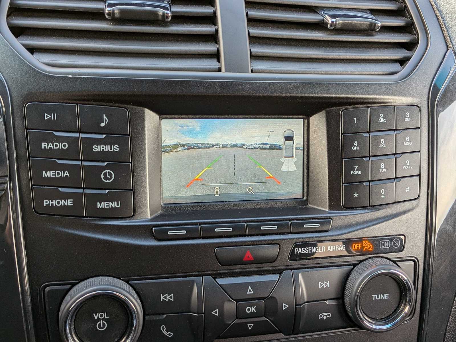 Thumbnail: 2019 Ford Explorer - 27