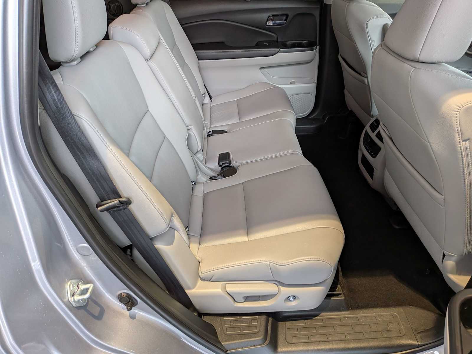 Thumbnail: 2022 Honda Pilot - 20