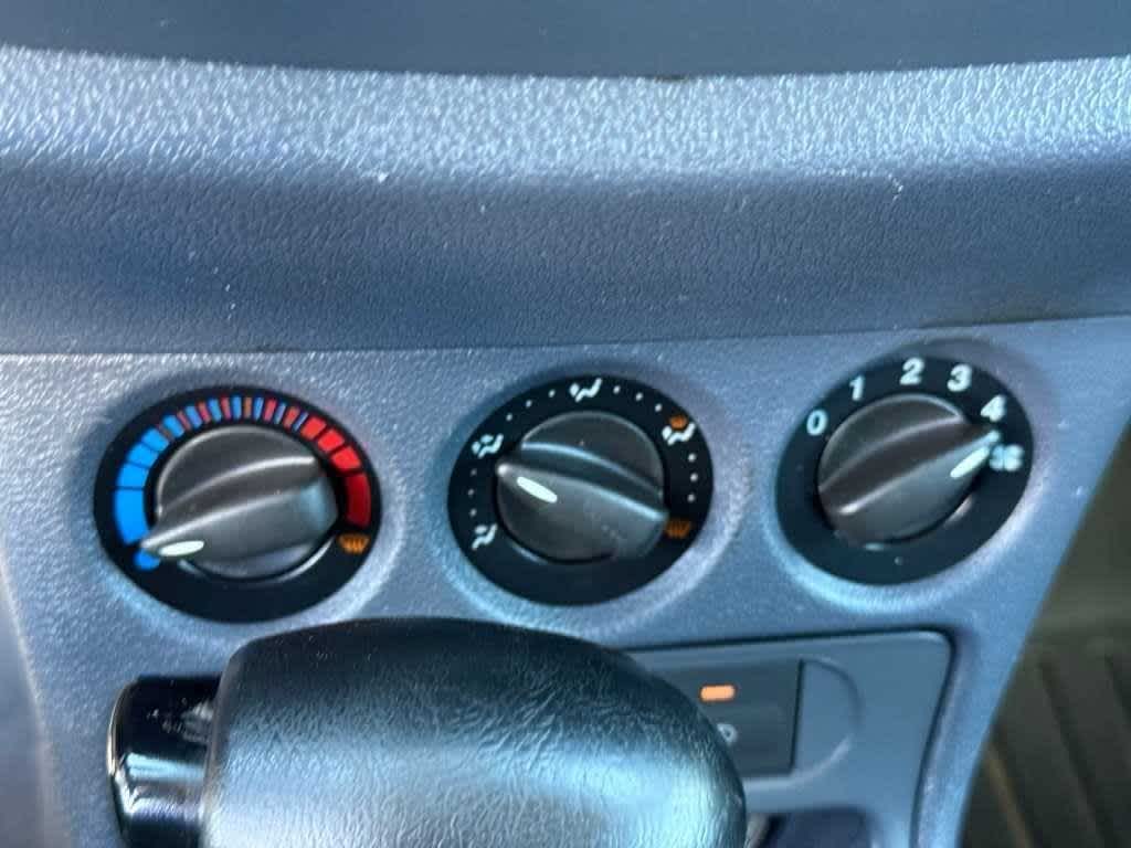 Thumbnail: 2013 Ford Transit Series - 20