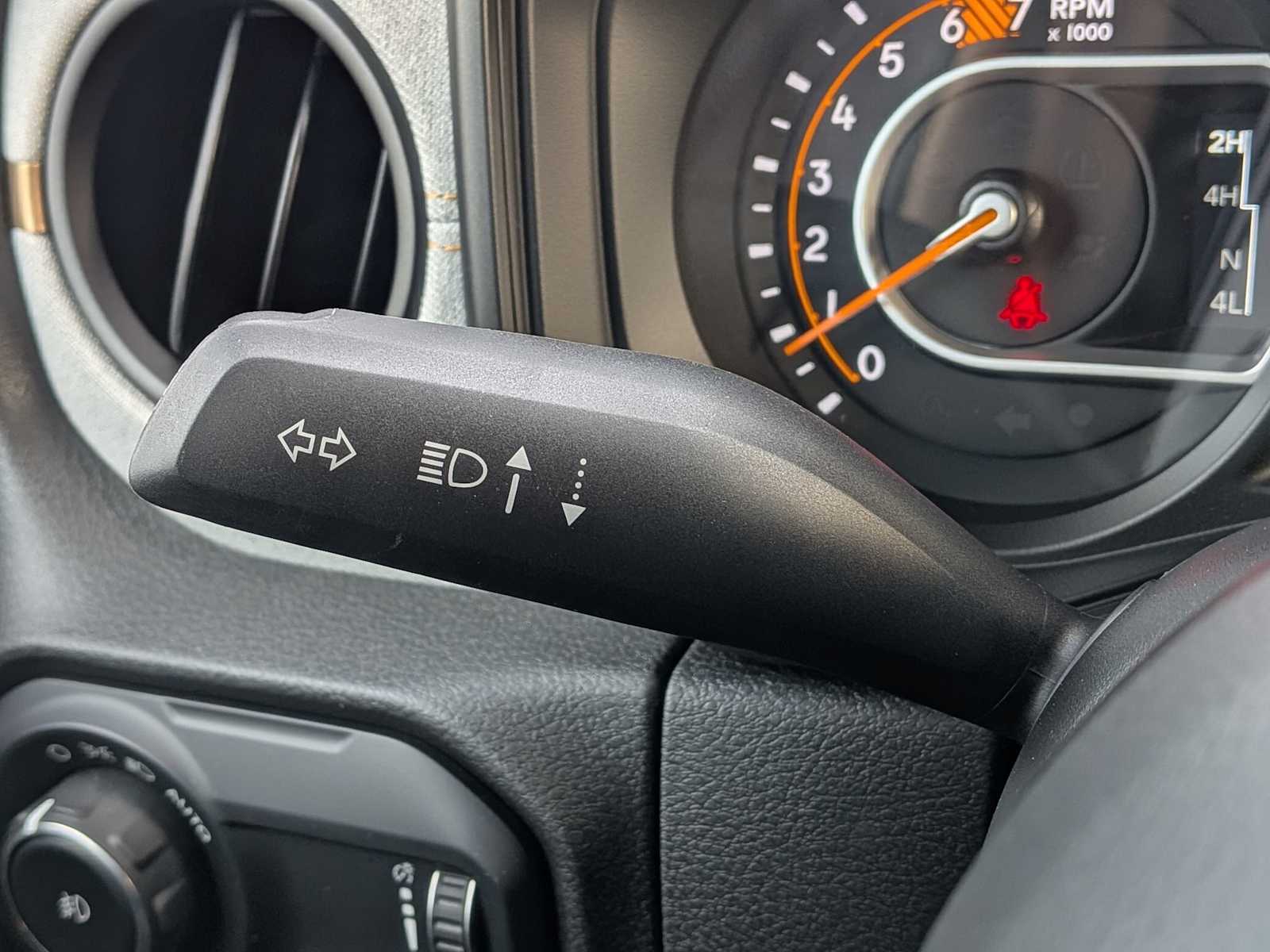 Thumbnail: 2025 Jeep Wrangler - 25