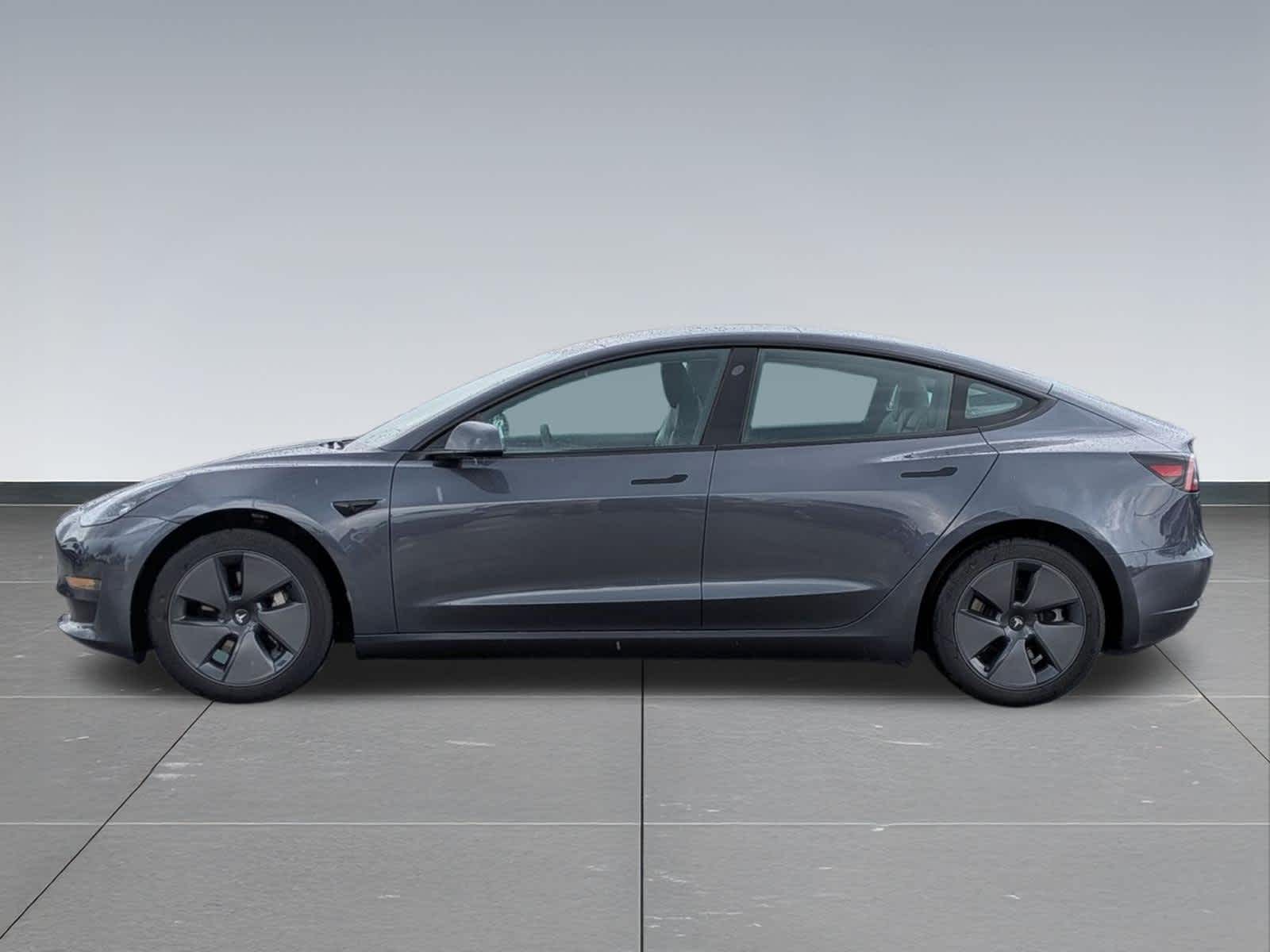 Thumbnail: 2023 Tesla Model 3 - 3