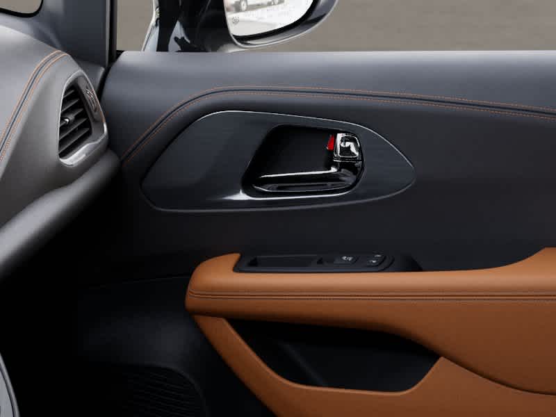 Thumbnail: 2026 Chrysler Pacifica - 25