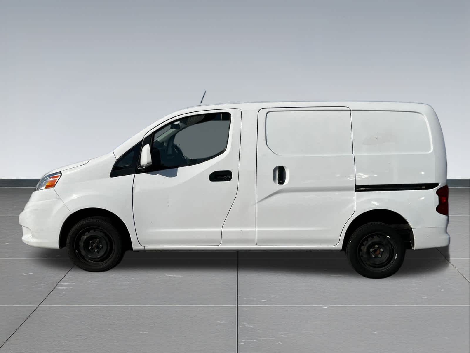 2021 Nissan NV200 SV photo 3