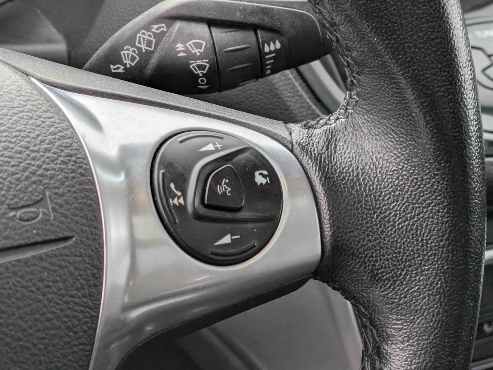 Thumbnail: 2015 Ford Escape - 24