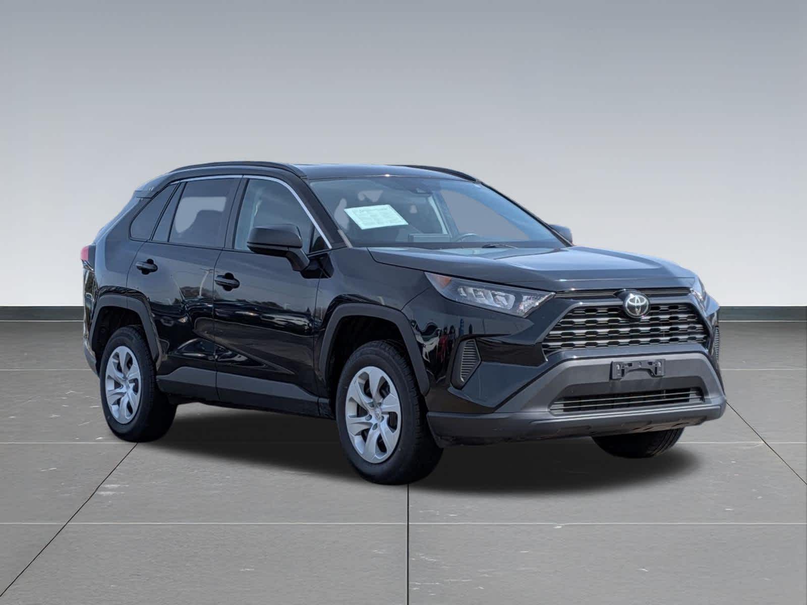 Thumbnail: 2019 Toyota RAV4 - 7
