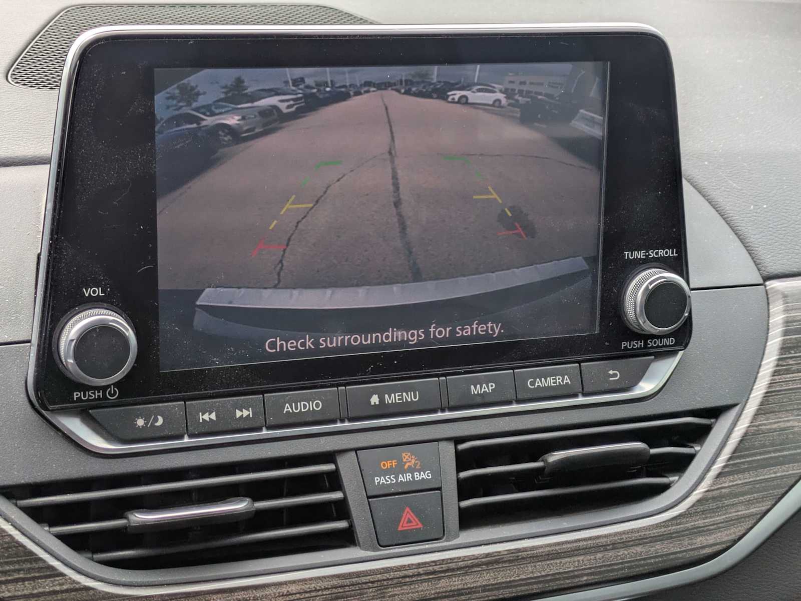 Thumbnail: 2020 Nissan Altima - 30