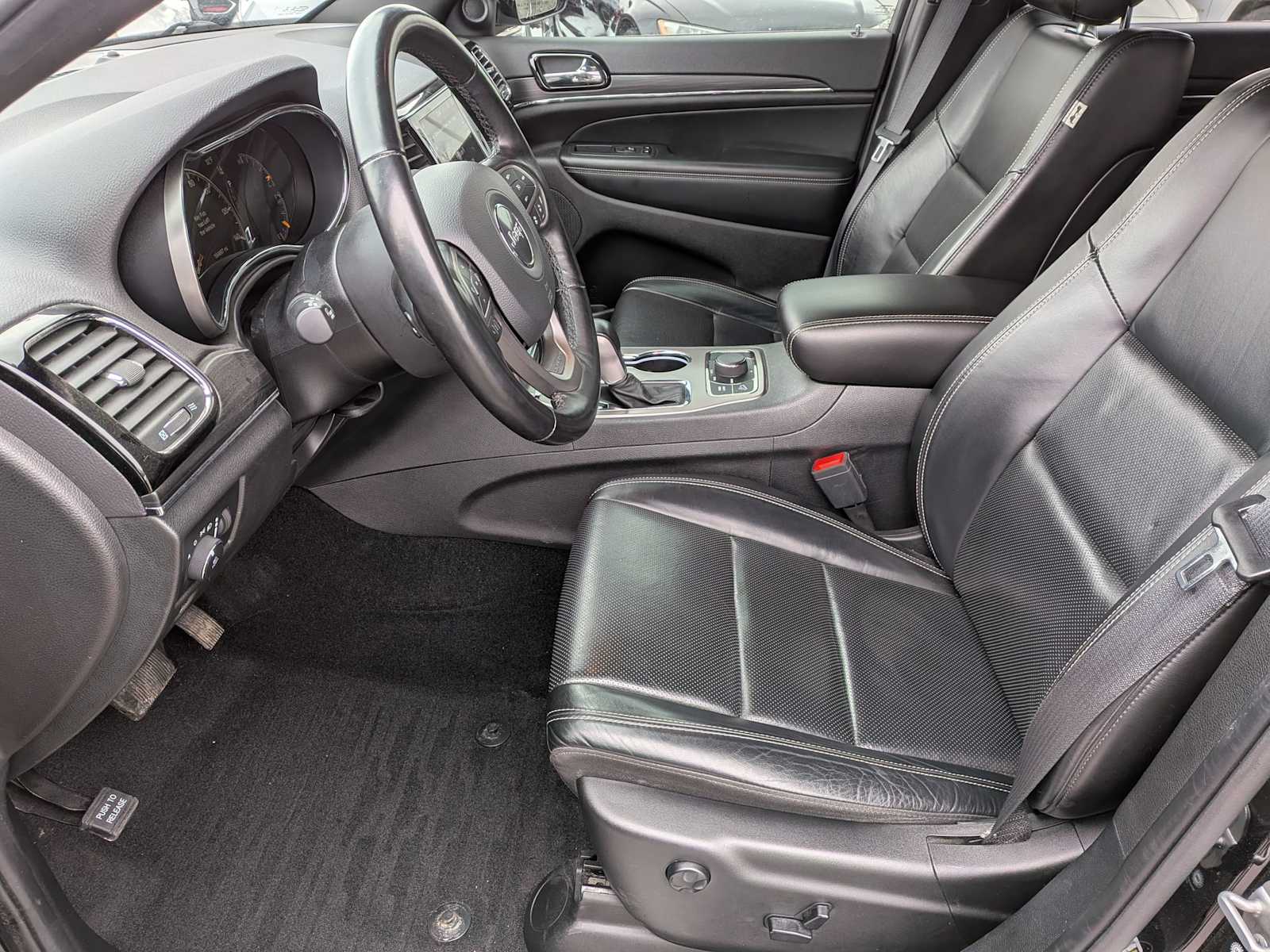 Thumbnail: 2021 Jeep Grand Cherokee - 15