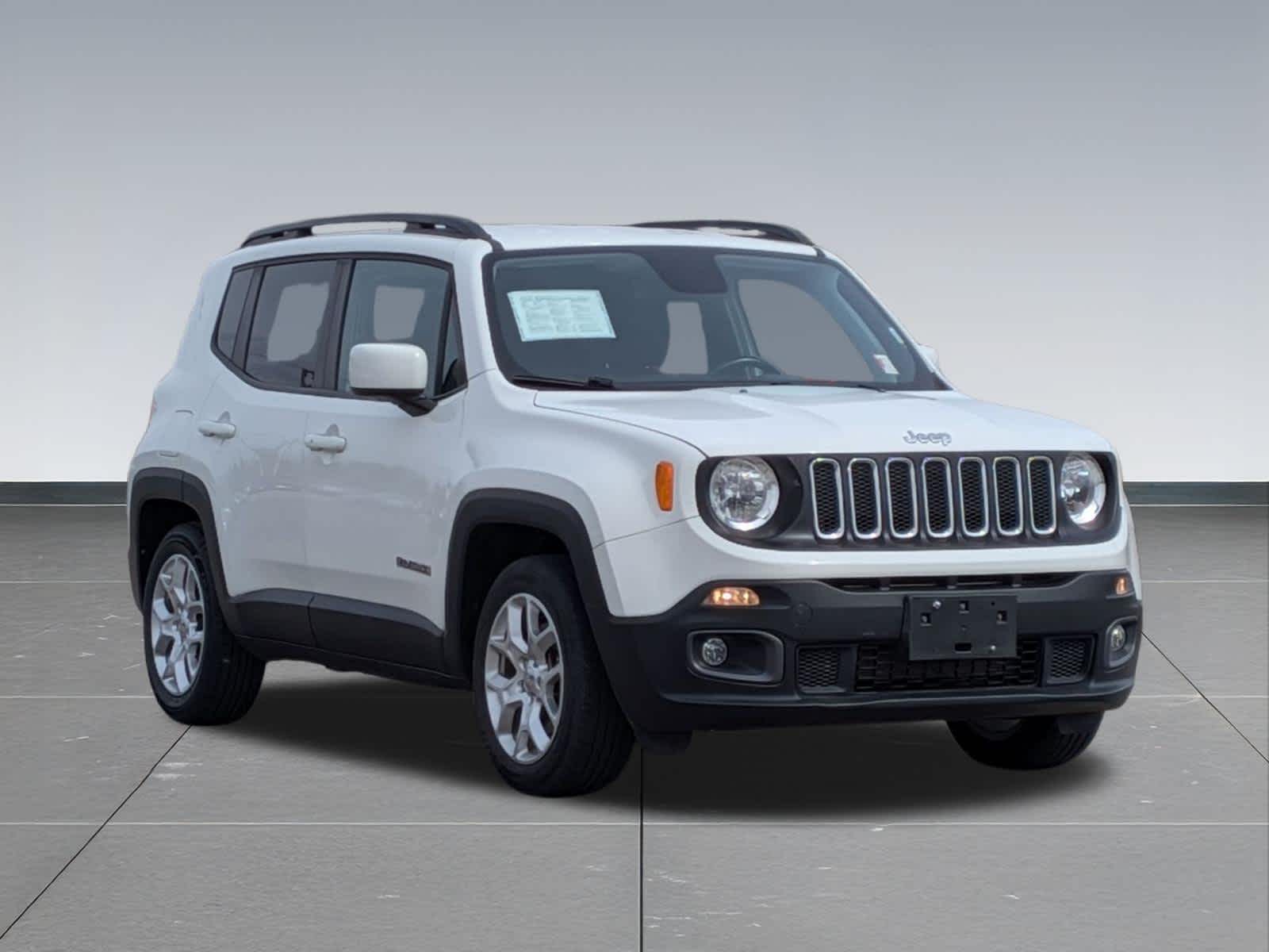 Thumbnail: 2018 Jeep Renegade - 7